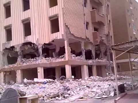 فيديو..عماره فى الكويت تسقط على اخرى