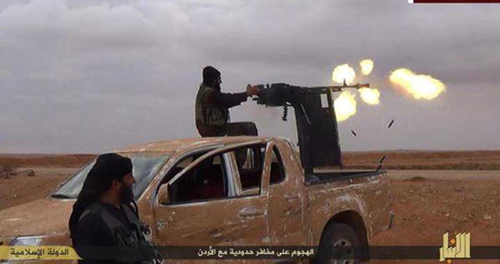 بالصور .. ’داعش’ يهاجم مخافر عراقية حدودية مع الأردن 