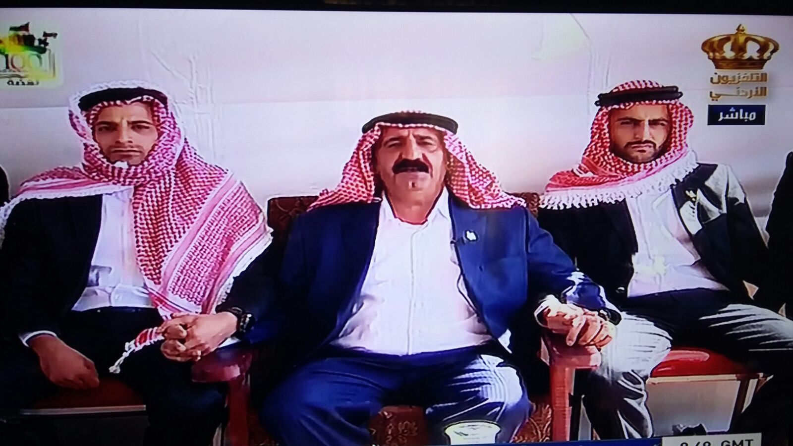 بالصور.. والد الشهيد الزيود "راشد استشهد" وبقي لي ولدين اقدمهم فداءاً للوطن