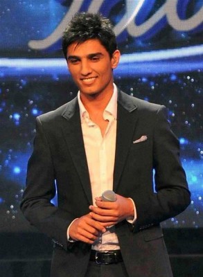 شاهد .. أصغر داعمة لمحمد عساف ماذا فعلت ؟