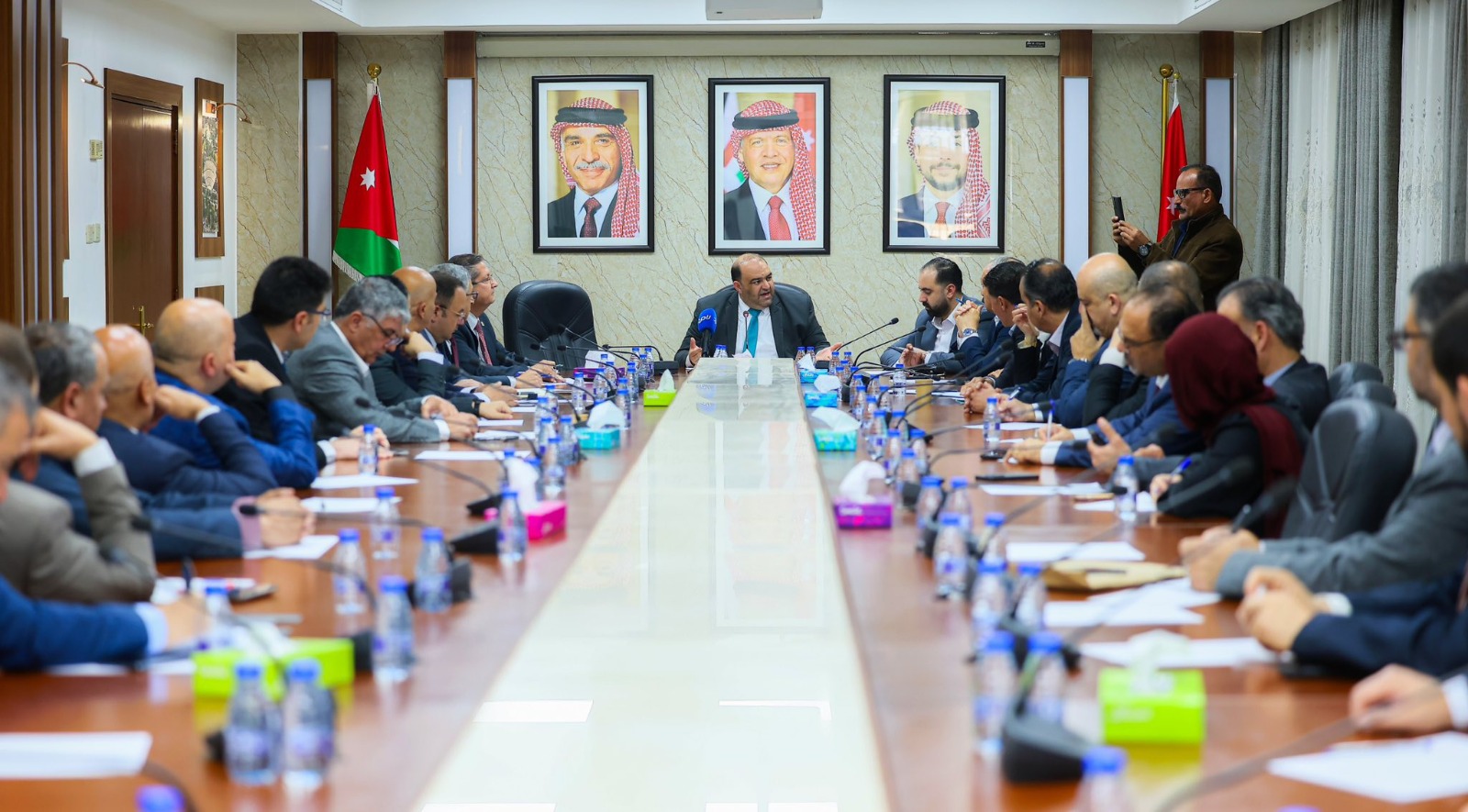 "الشرق الأوسط" تستجيب لأولويات التنمية الوطنية وتشارك "مجلس النواب" مستقبل تكنولوجيا المعلومات