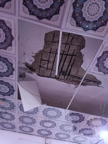 بعد سقوط أجزاء من السقف إغلاق مؤقت لمسجد حمزة بن عبد المطلب بالاغوار الشمالية ..  صور 