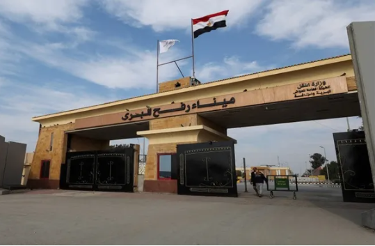 تعليق عمل البعثة الأوروبية يوقف نقل مرضى غزة عبر معبر رفح