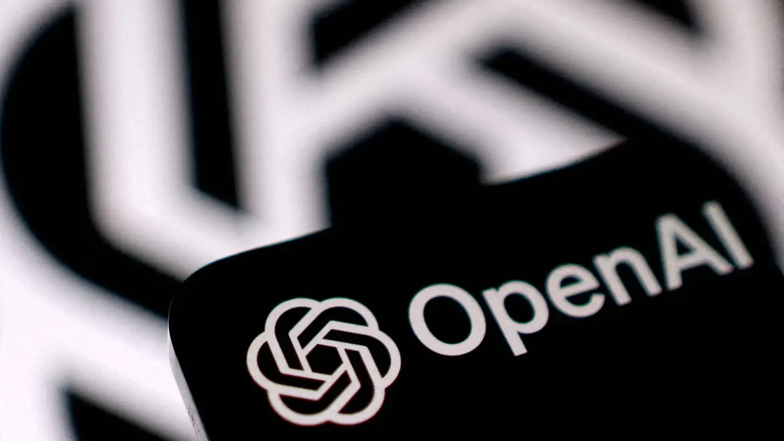 OpenAI توقف متصفح ChatGPT Atlas وتستبدله بتطبيق موحد 