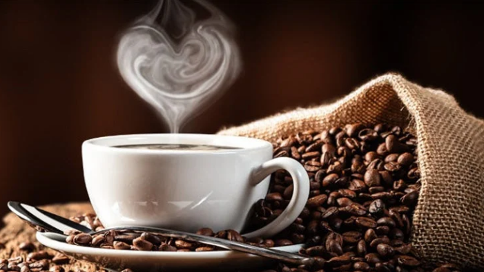 متى تشرب قهوتك؟ قد يكون توقيتك خاطئًا