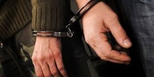 شرطة الطائف تقبض على مجرم انتحل صفة رجل سلطة ونصب على ١٩ شخصًا