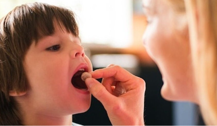 هل يحتاج الأطفال إلى فيتامينات متعددة يومياً؟