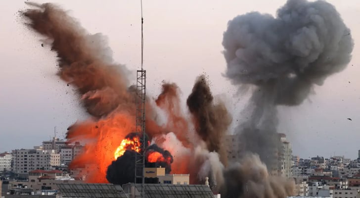 الاحتلال يشن اعتداءات جوية على قطاع غزة