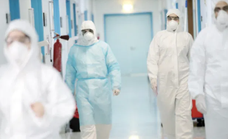 نقيب الممرضين لـ"سرايا" : مقترح تحويل المدارس لمستشفيات غير منطقي ومبني على الاستعراض 