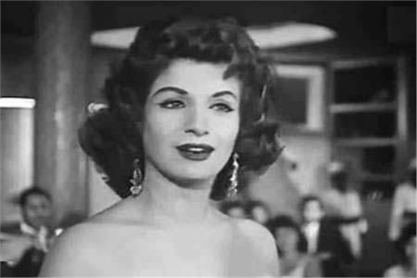بالصور  ..  الاسم الحقيقي للفنانة الراحلة مها صبري