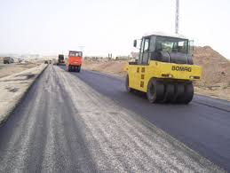 بالصور  ..  شوارع جبل المغير في الزرقاء غير صالحة للمسير عليها