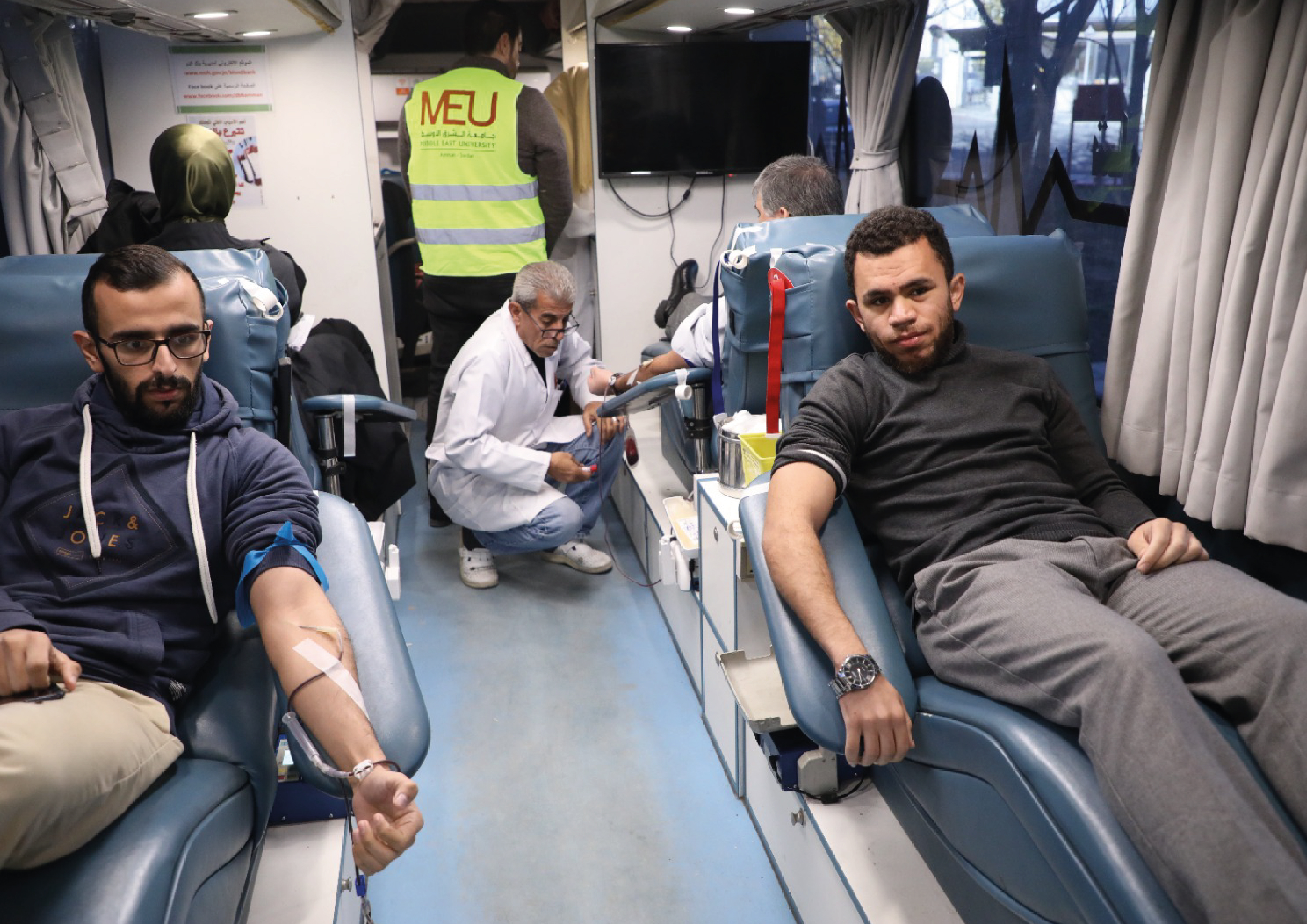"الشرق الأوسط" مستمرة في دعم غزة ..  وهذه المرة حملة تبرع بالدم