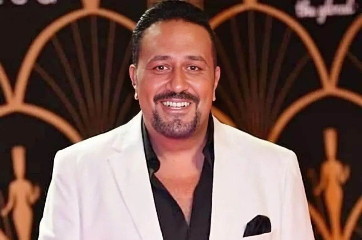 خالد سرحان يكشف عن نصيحة عادل إمام له في عمله الأول معه (فيديو)