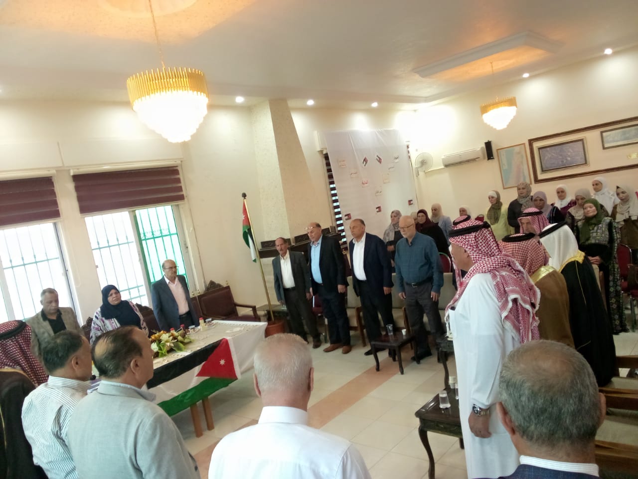  دیوان عشيرة الفواعير يحتضن لقاء وطنيا لدعم مبادرة "الحوار المجتمعي للتقليل من الأعباء المالية للعادات الاجتماعية"