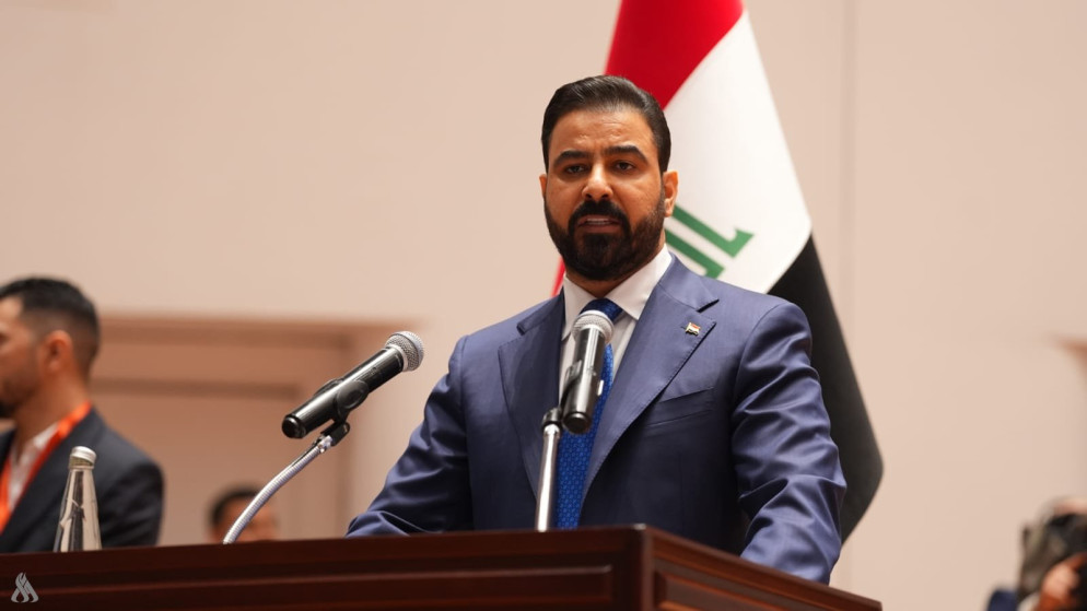 الزيدي يتعهد بـ"حصر السلاح بيد الدولة" العراقية بعد نيل حكومته الثقة