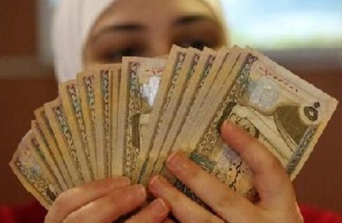 اسرار و كواليس البلد  ..  صرف عيدية في عيد الاضحى  .. و من هو الوزير الذي يغازل النواب و صمام أمان الملقي