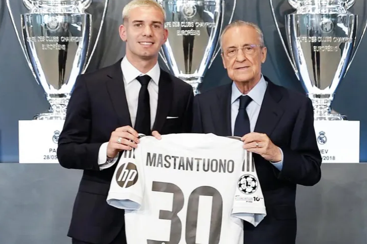 لماذا منح ريال مدريد لاعبه الجديد ماستانتونو الرقم 30؟