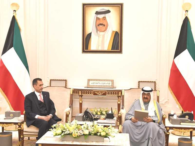 الملك يرسل رسالة مهمة لولي العهد الكويتي