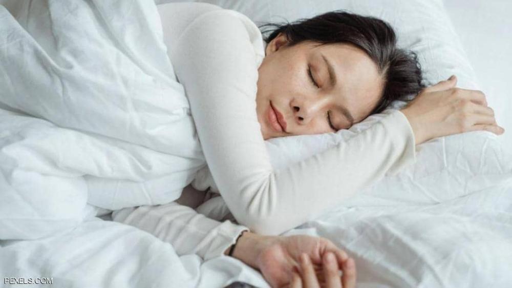 الاستيقاظ المتكرر أثناء النوم علامة على مرض خطير