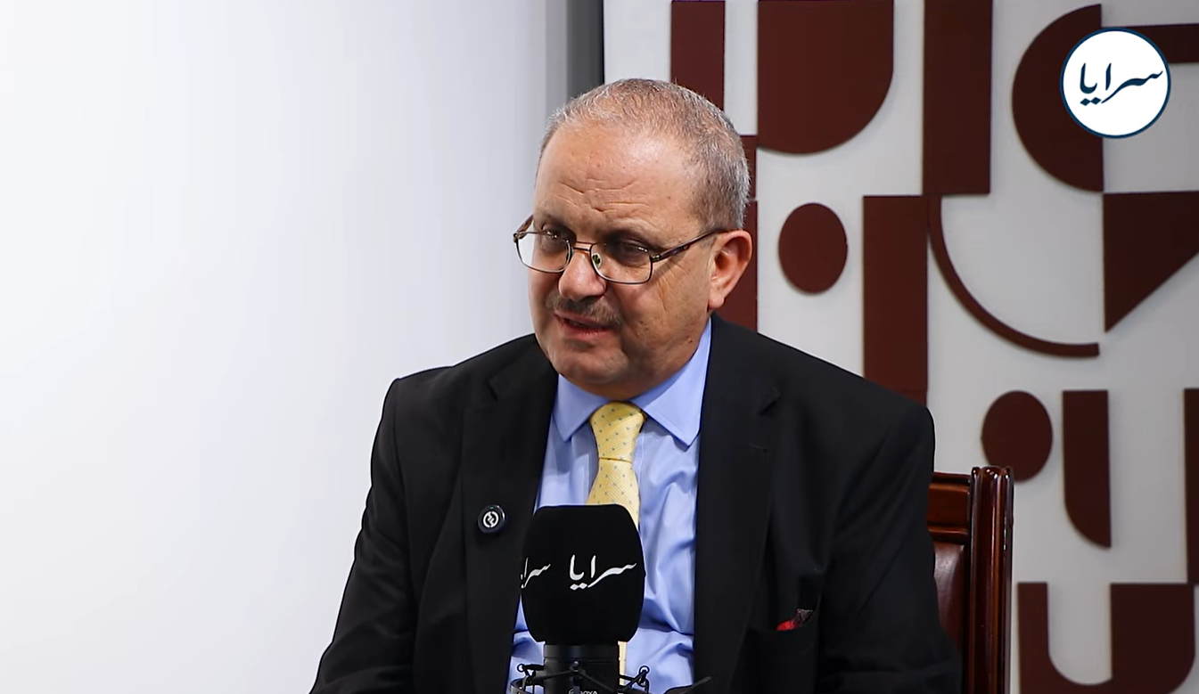 عبيدات: لقب "الوزير ابو رجل مكسورة" وسام فخر ..  و يروي لسرايا تفاصيل الحادثة لأول مرة  ..  فيديو 