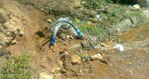 خبراء: الاعتداءات على شبكات المياه تكبد الخزينة 120 مليون دينار