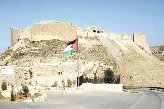 عشيرة آل أبو عبيد تستنكر أحداث الكرك وتؤكد الوقوف صفًا واحدًا خلف أمن الأردن واستقراره
