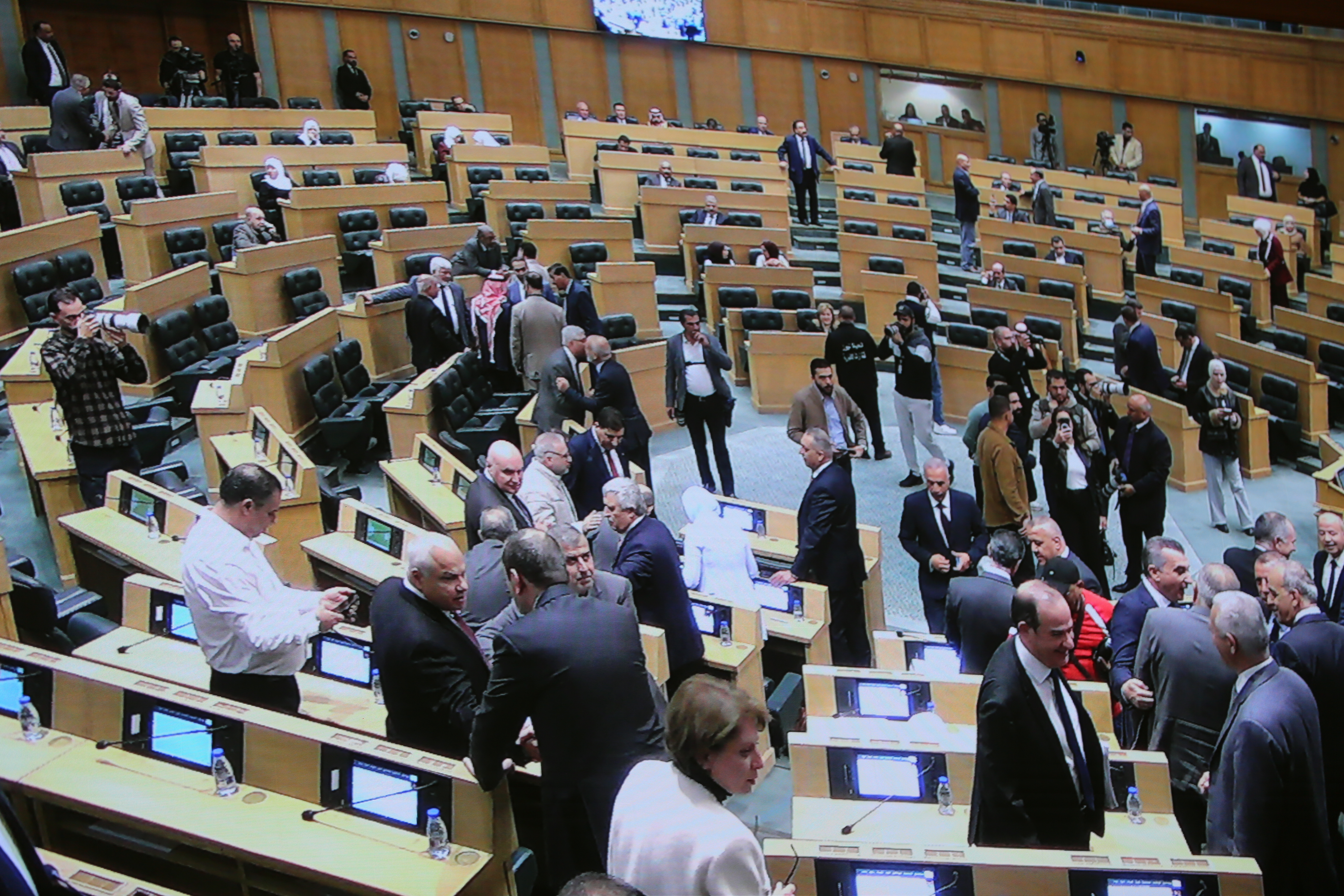 النواب يواصل مناقشة الموازنة العامة الثلاثاء