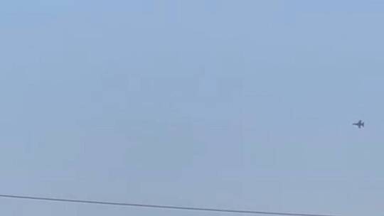 طيران الاحتلال الإسرائيلي ينفذ غارات وهمية على علو منخفض فوق العاصمة اللبنانية بيروت
