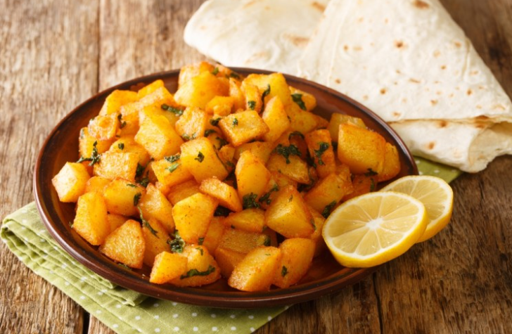 بطاطس مشوية بصوص الليمون