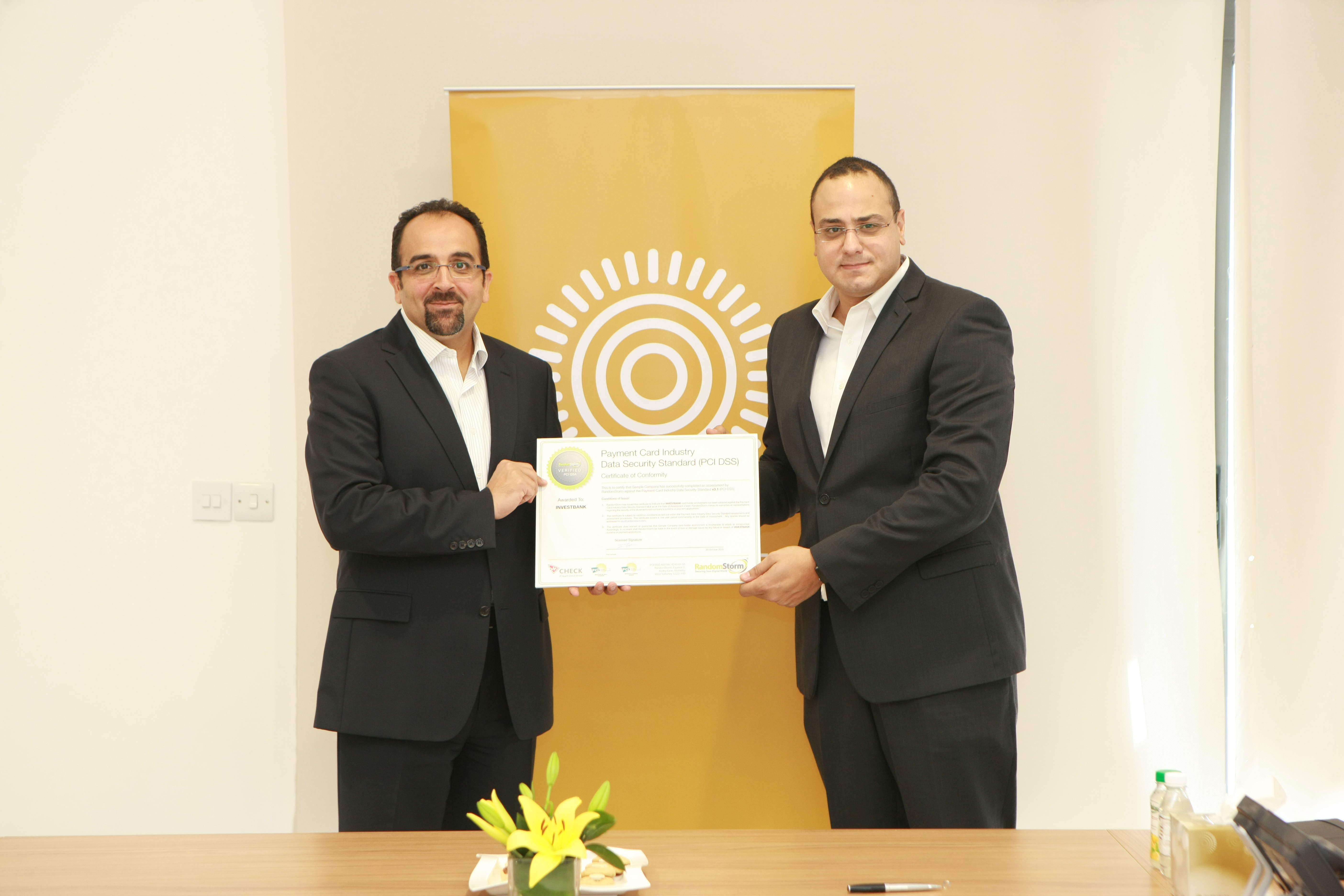 INVESTBANK  أول بنك يحصل على اعتماد دولي في مجال حماية بيانات الدفع في الأردن