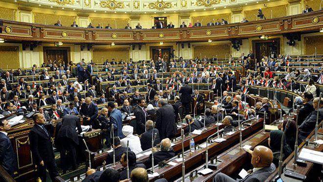 مجلس النواب مصريون يقدمون اقتراحا لتعديل الدستور
