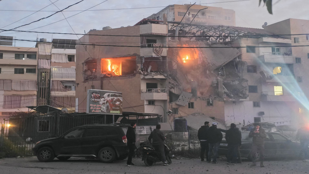 ارتفاع حصيلة الغارات "الإسرائيلية" على لبنان إلى 886 قتيلا منذ بدء الحرب