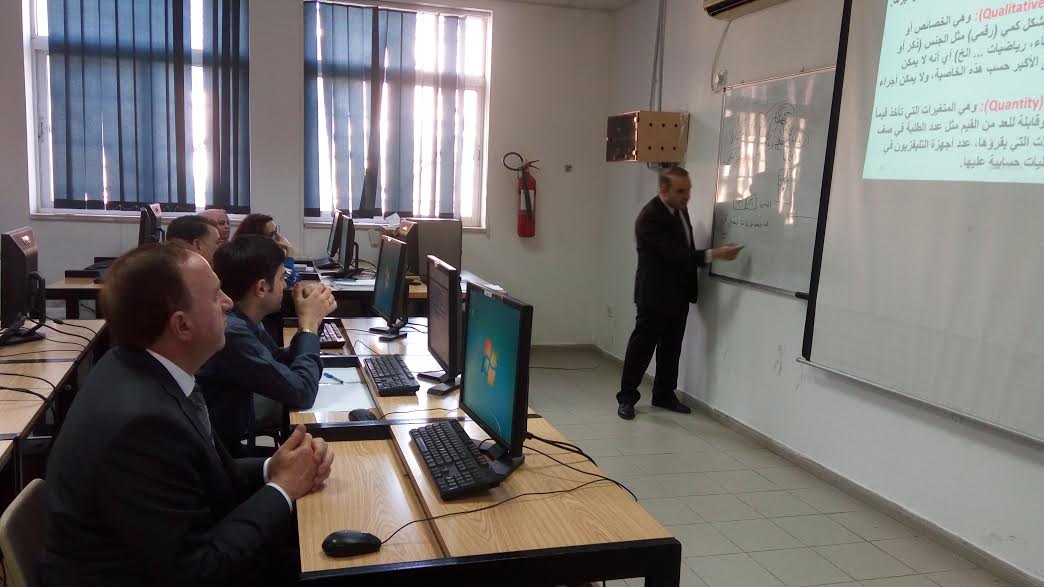 جامعة فيلادلفيا تطور برامجها لخدمة أنشطة البحث العلمي