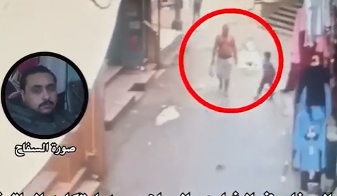 جريمة بشعة ..  جار يقطع يدي شاب ووالدته أمام المارة في مصر - فيديو 