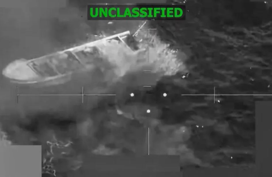 4 قتلى في ضربة أميركية على سفينة في الهادئ وفنزويلا تطلب اجتماعا لمجلس الأمن