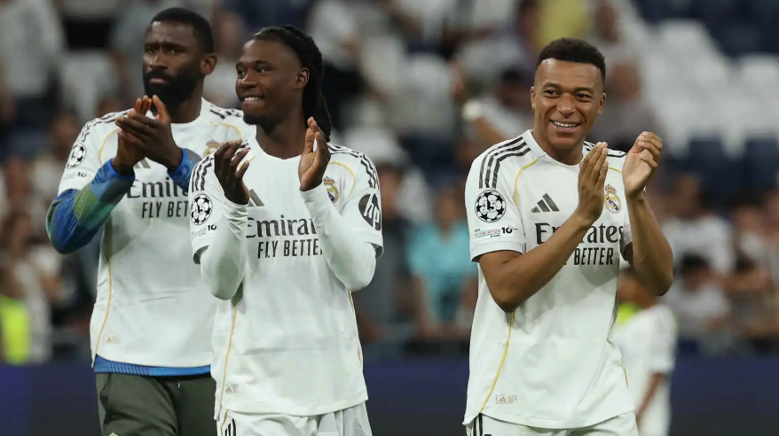 مورينيو يبلغ نجم ريال مدريد بالرحيل ..  ورد فعل "صادم" من اللاعب