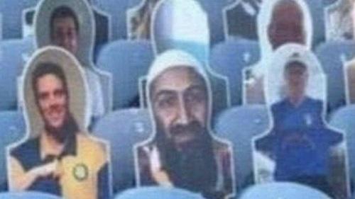 بن لادن في مدرجات ملعب نادي ليدز يونايتد الإنجليزي