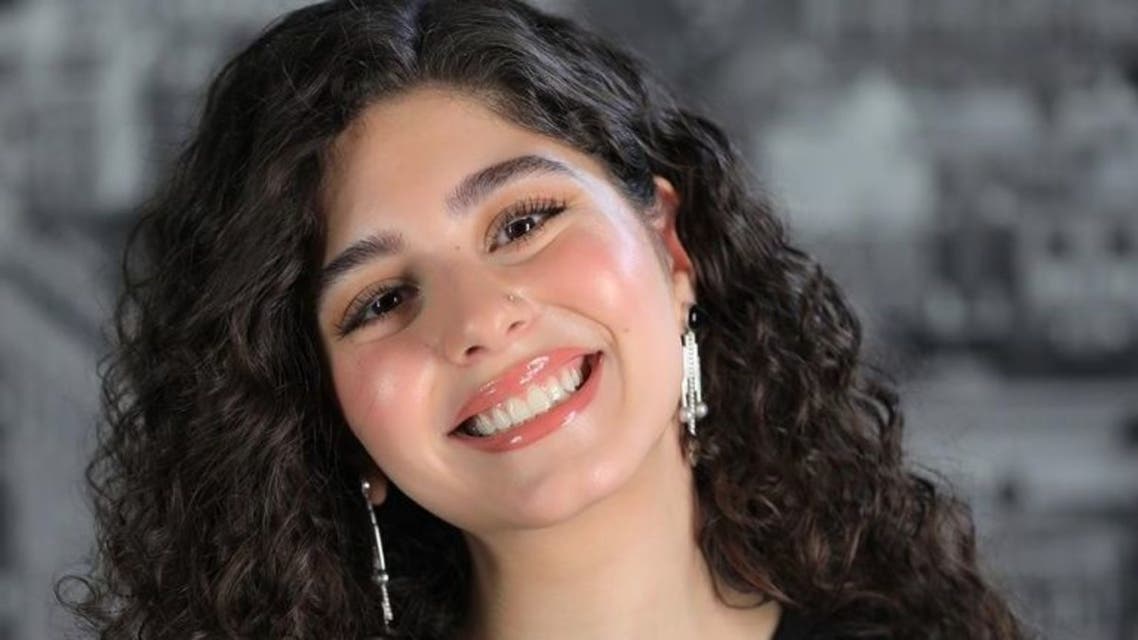 بإطلالة أنيقة  ..  شاهد مايان السيد في أحدث جلسة تصوير 