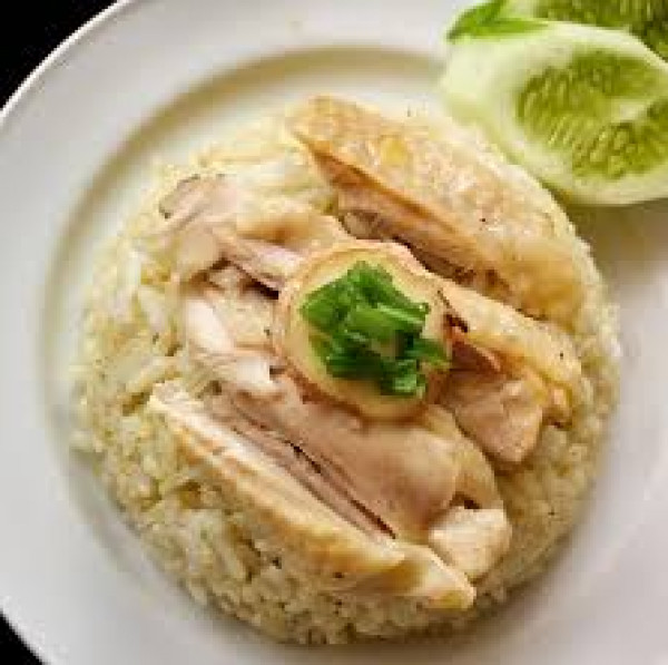 طريقة عمل أرز بالدجاج المسلوق للرجيم