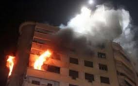 إصابة 5 أشخاص بضيق تنفس إثر حريق شب في اربد 