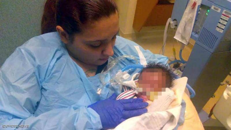 ولادة نادرة تحير الأطباء في أميركا ..  تفاصيل 