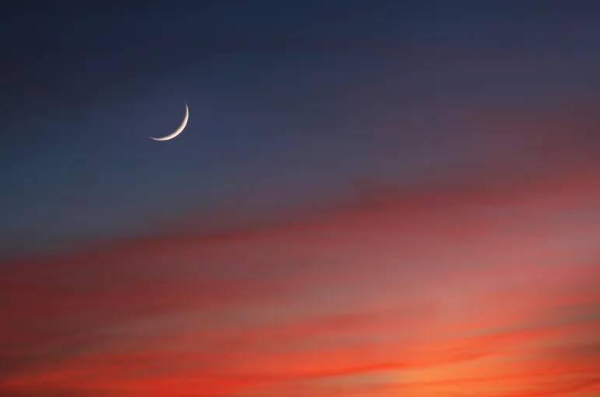  عيد الفطر ..  الجمعة في تركيا والسبت في سنغافورة