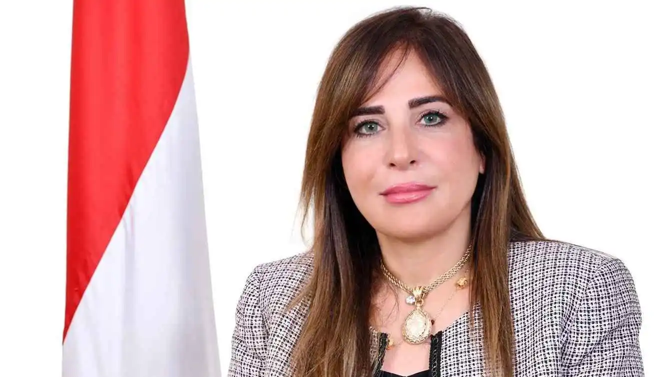 أنقذوا النادي من الانهيار ..  3 رجال وامرأة أنهوا أزمة أرض الزمالك 