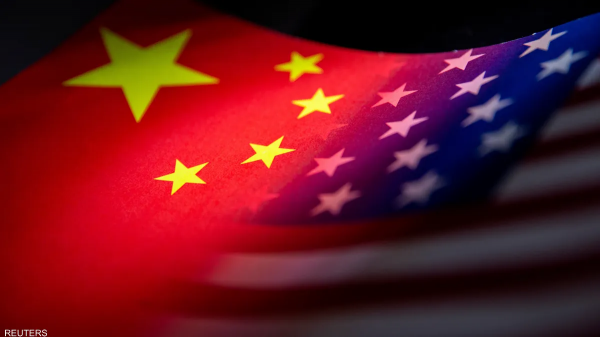 الصين ترد على زيارة بيلوسي بحزمة "قطع الاتصالات"