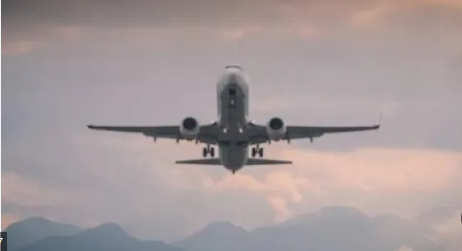 الصفدي: قرابة 7 آلاف شخص من 60 دولة عبروا الأردن الشهر الحالي بسبب التوترات