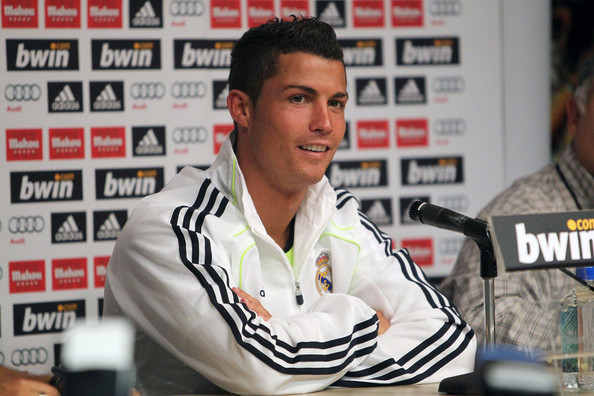 آخر تطورات رحيل رونالدو من ريال مدريد  ..  نيمار يظهر 