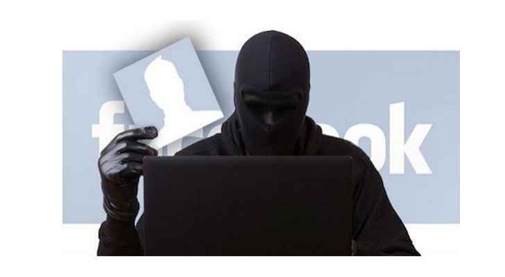 رسائل وبيانات مقرصنة من فيسبوك للبيع