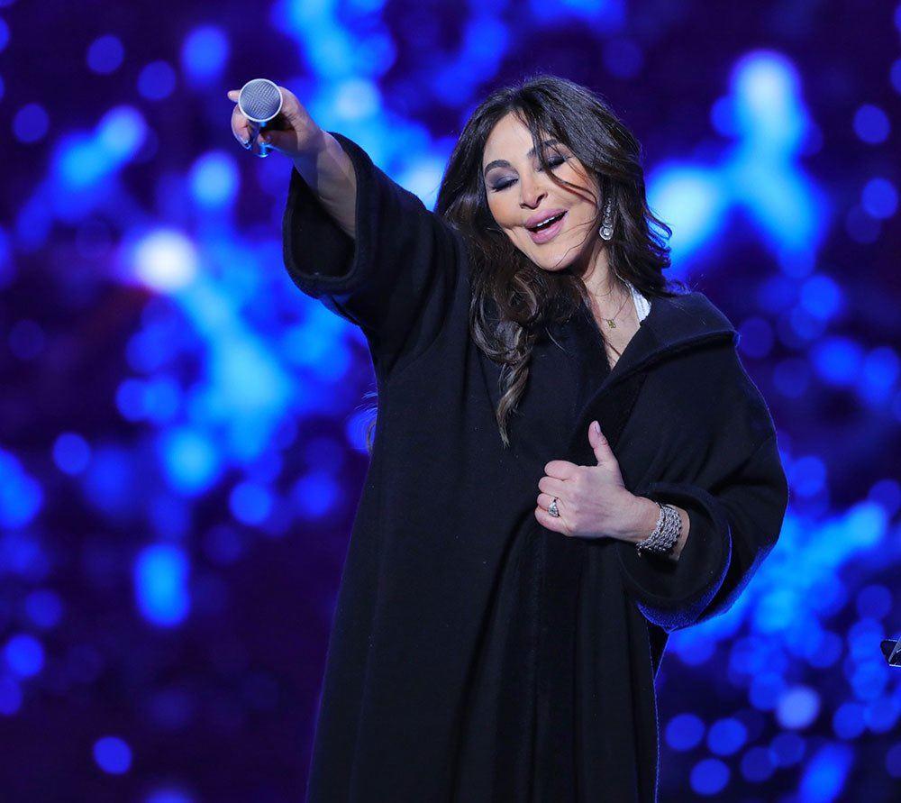 إليسا: أعيش قصة حب