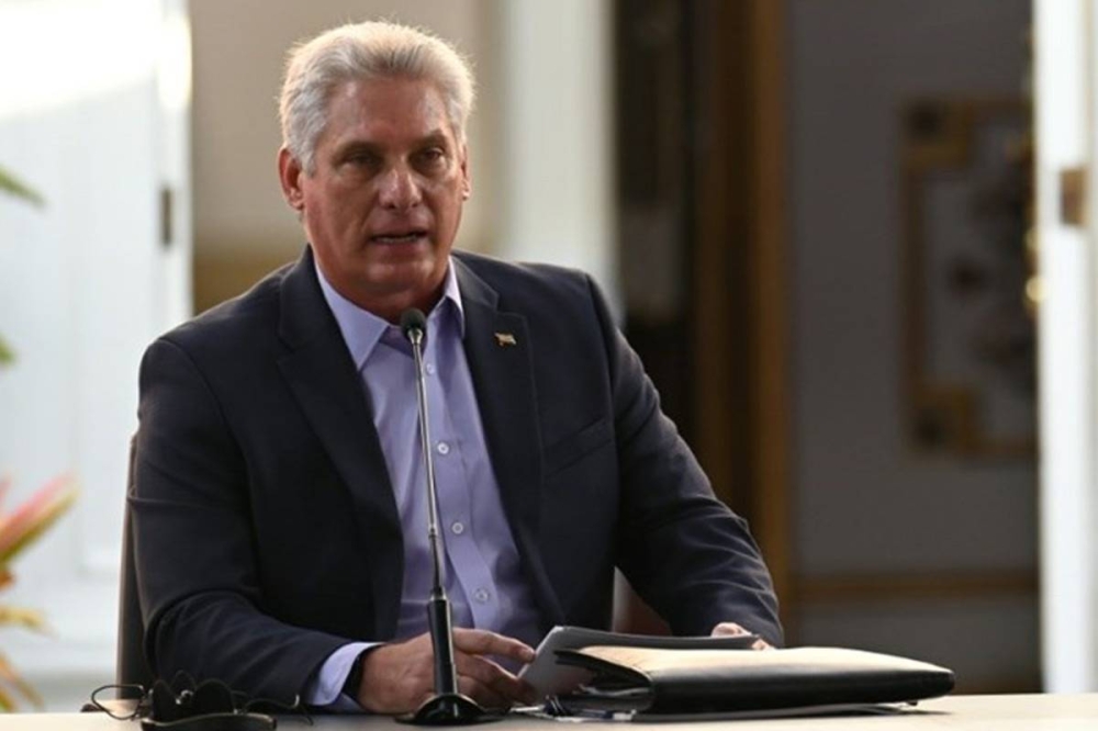 الرئيس الكوبي يتهم ترمب بمحاولة "خنق" بلاده عبر حصار نفطي