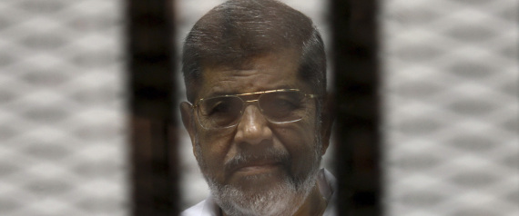 على نفقته الخاصة ..  محكمة مصرية تسمح لمرسي بإجراء فحص طبي شامل